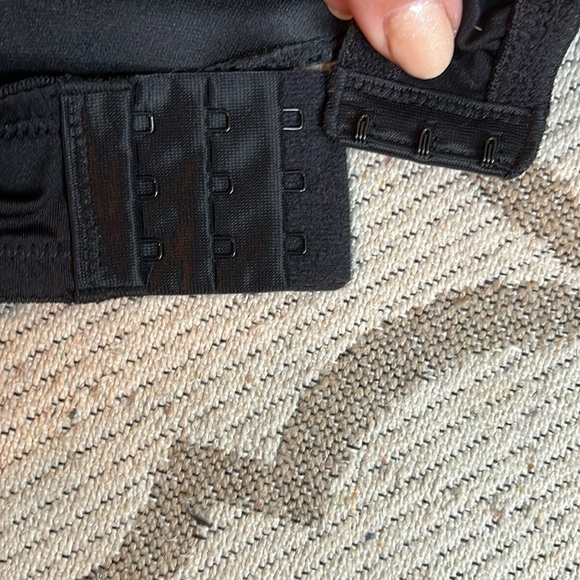 Maidenform black wireless lace trim soft cup bra - Picture 7 of 16